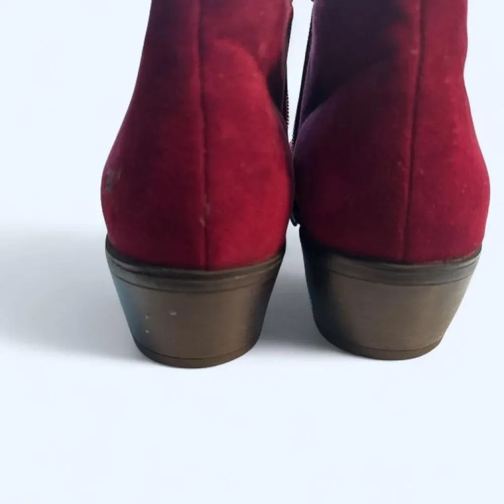 Unbranded Women's Red and Burgundy Boots